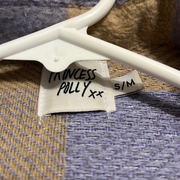 Princess Polly Shacket - Picture 2 of 3